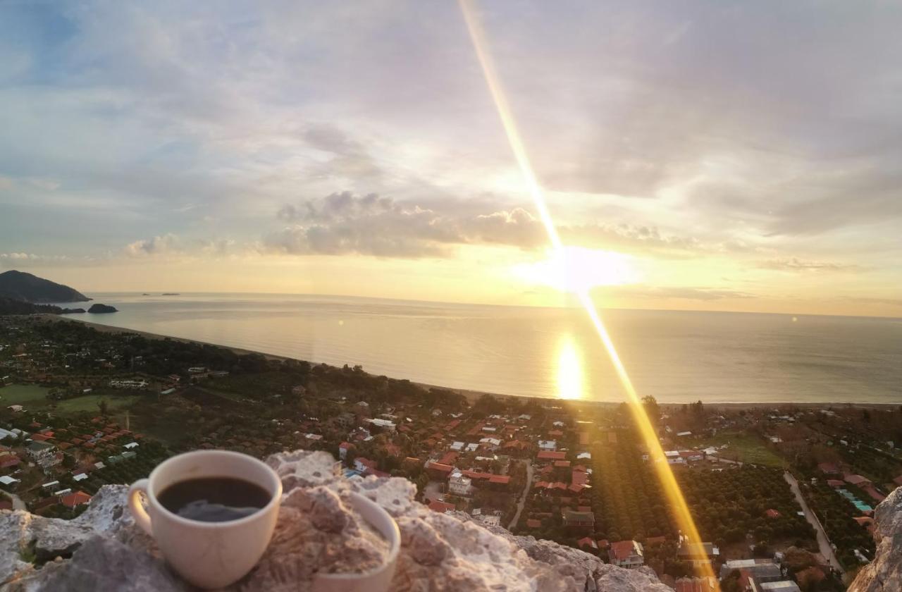 Village Garden Pansiyon Çıralı Buitenkant foto