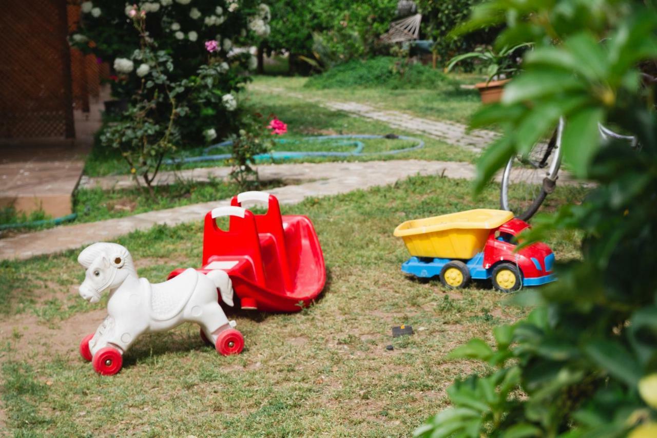 Village Garden Pansiyon Çıralı Buitenkant foto